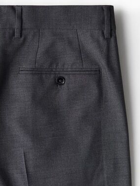 H&M Men's Flat-Front Dress Pants in Dark Charcoal